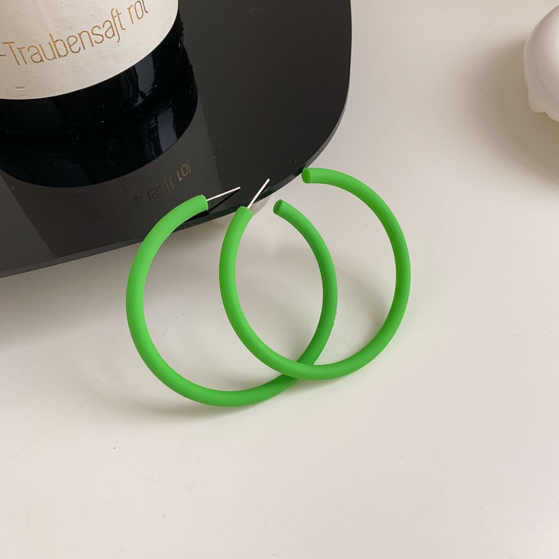 Wholesale Large hoop earrings C shape